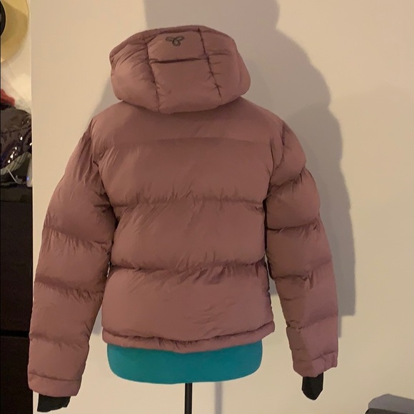 SOLD! Aritzia/TNA: Super Puff "Shorty", XXS, Lilac - Picture 7 of 9